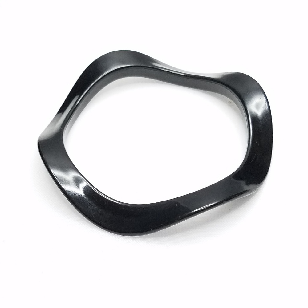 Wavy Classic Black Plastic Large Bangle Bracelet